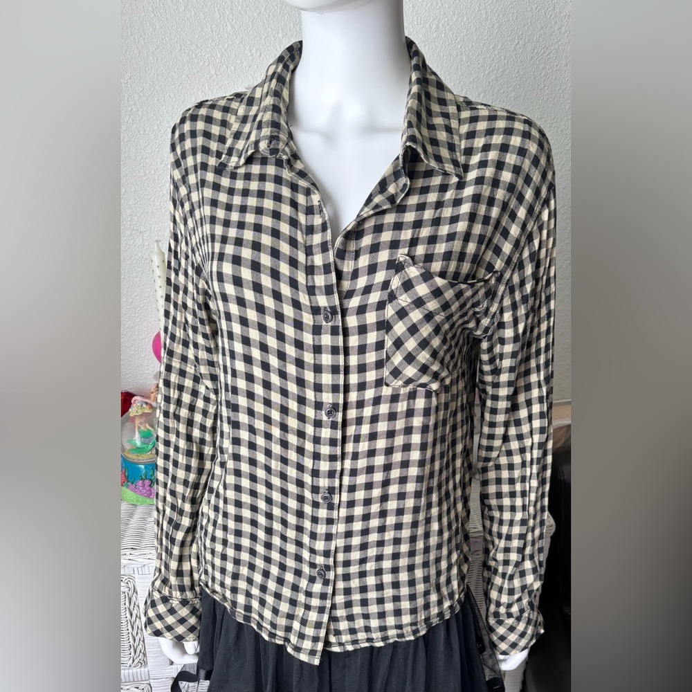 We Wore What Oversized Shirt checkered black & beige Extra Long Sleeves Size XXS